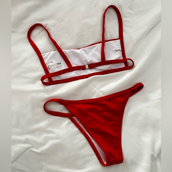 Red Bikini - Picture 2 of 3